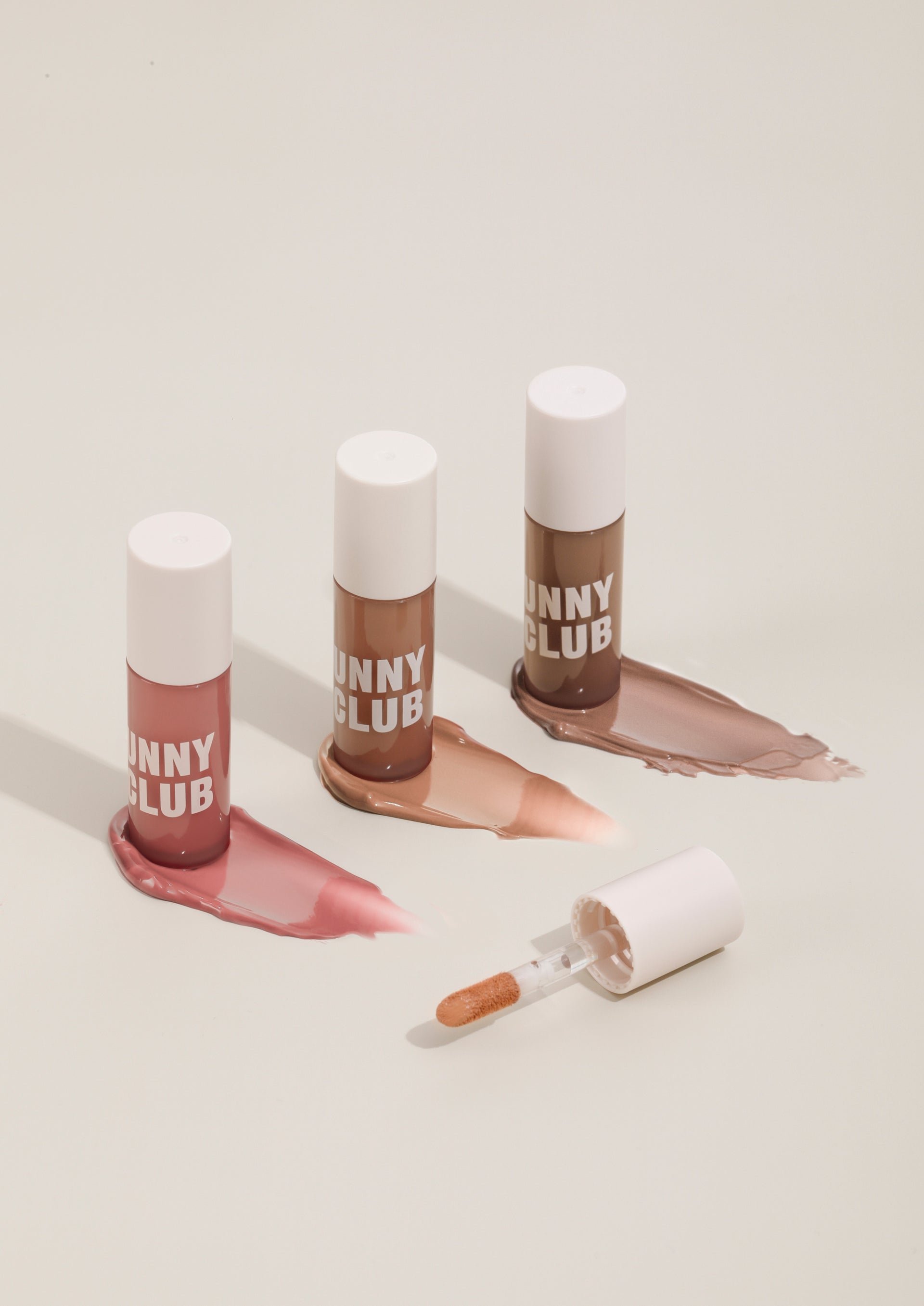UNNY VELVET MATTE LIQUID EYESHADOW