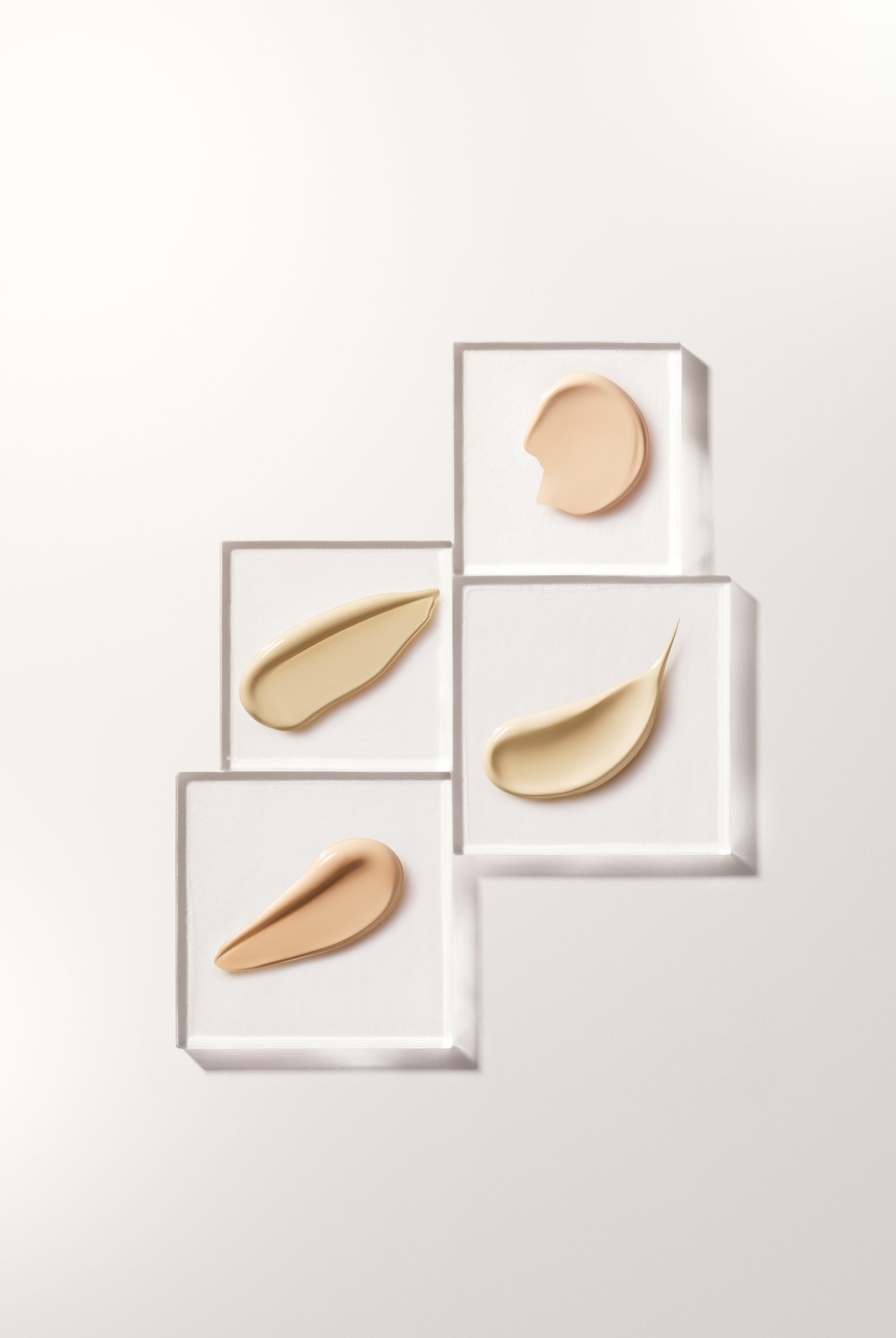 UNNY RADIANT LONGLASTING MOISTURIZING FOUNDATION